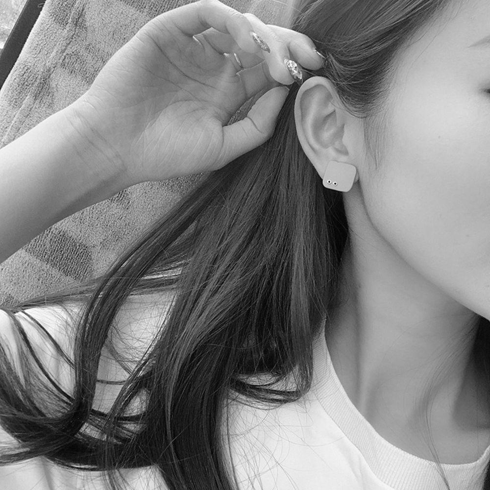 Bông Tai Hình Tròn Lệch Tà Độc Đáo Thời Trang Dự Tiệc Cho Bạn Gái