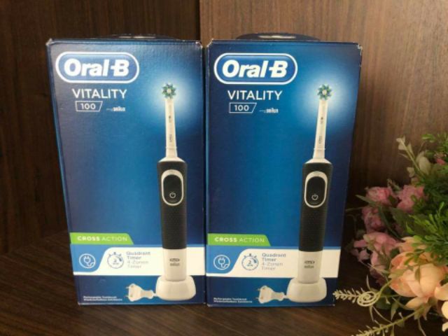 Hàng Đức BÀN CHẢI ĐIỆN ORAL - B PRO 600, Vitality, braun