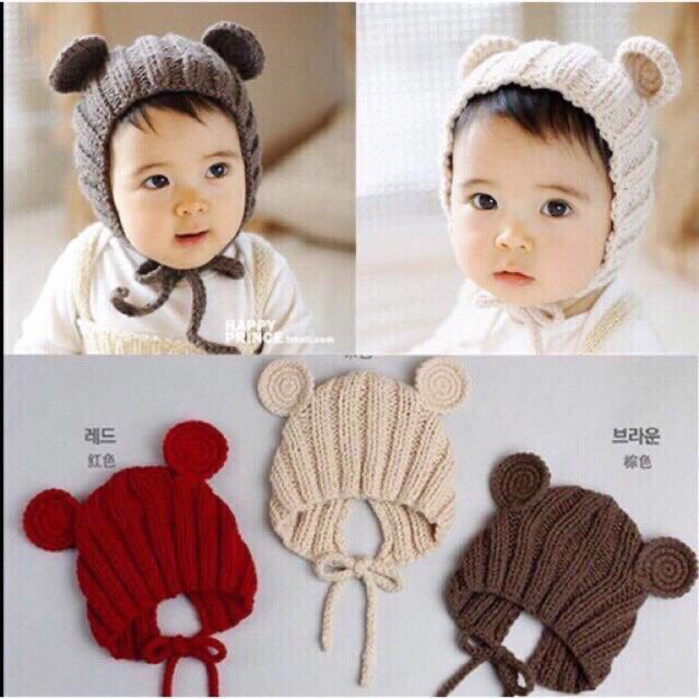 Mũ len Micky có dây buộc cho bé