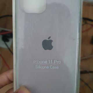 Sản phẩm ốp iphone màu xám chống bẩn