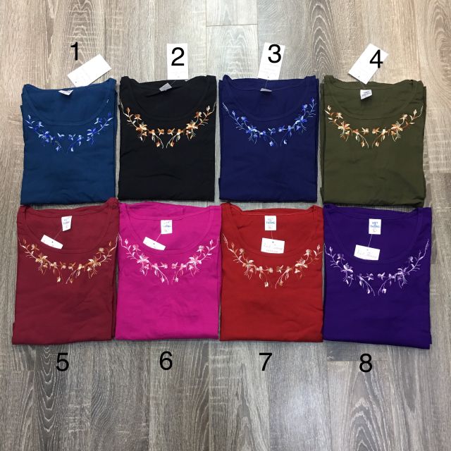 Bộ lanh trung niên cổ thêu