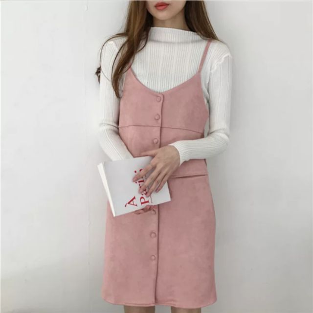 Váy 2 dây da lộn cài cúc xuất Hàn (có sẵn) | BigBuy360 - bigbuy360.vn