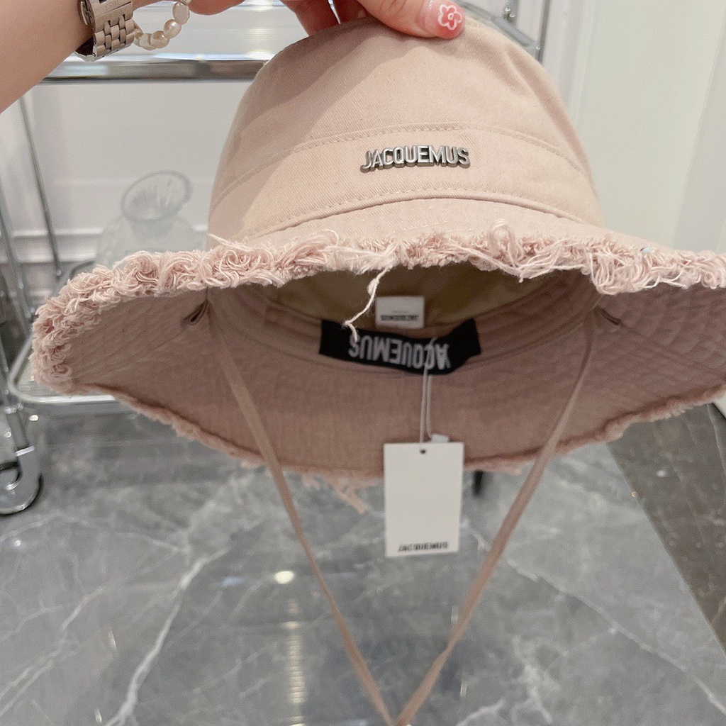 Nón tai bèo Mai Phương Bùi , mũ đi biển chống gió có dây đeo logo kim loại có thể giặt được, thời trang hottrend 2022