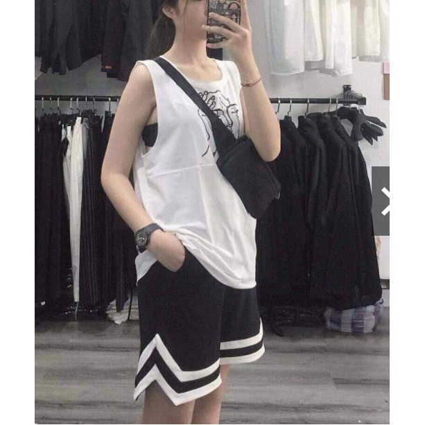 [Mã FATREND2810 giảm đến 30k tối đa 99k] Quần sooc quần chữ V 2 sọc thể thao unisex nam nữ cama store