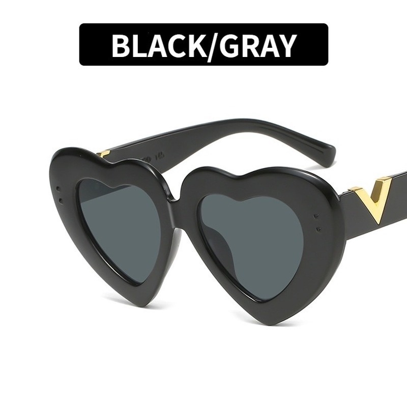 (KIQI-FASHION) COD Kính Mát Chống Tia UV400 Hình Trái Tim Thời Trang Cho Nữ