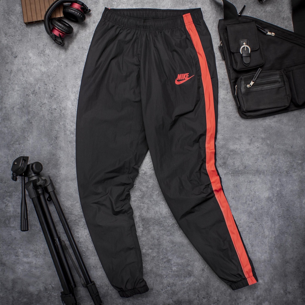 QUẦN DÀI NIKE NSW SEASON WOVEN PANT - BLACK