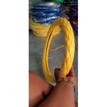 Bọc vô lăng thái lan chuẩn 100%. có hàng từ du lịch đến xe đầu kéo. nói không với hàng nhái. hàng giả