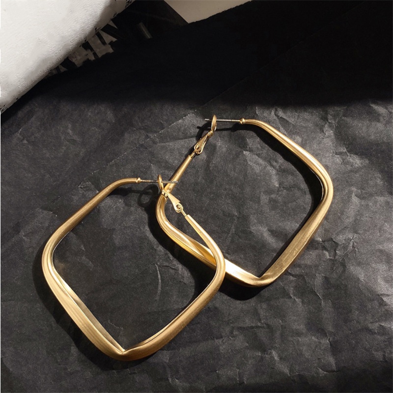 Khuyên Tai Kim Loại Hình Vuông Phong Cách Hàn Quốc Thời Trang