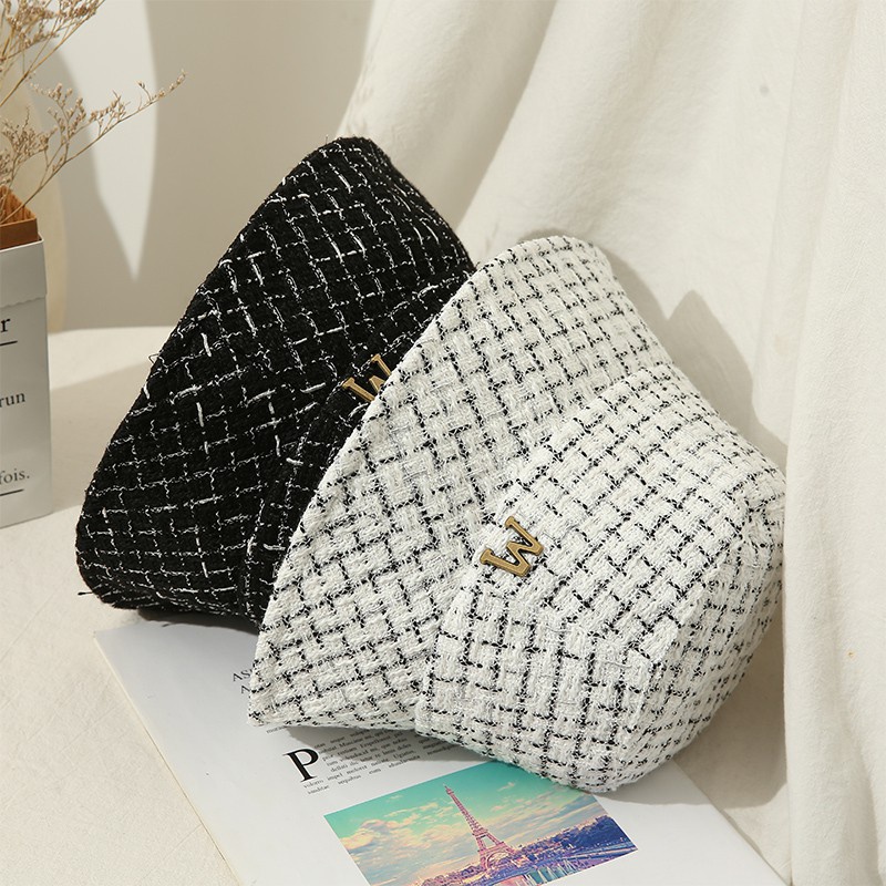 Mũ tai bèo họa tiết sọc caro thời trang mùa thu đông trẻ trung dành cho nữ