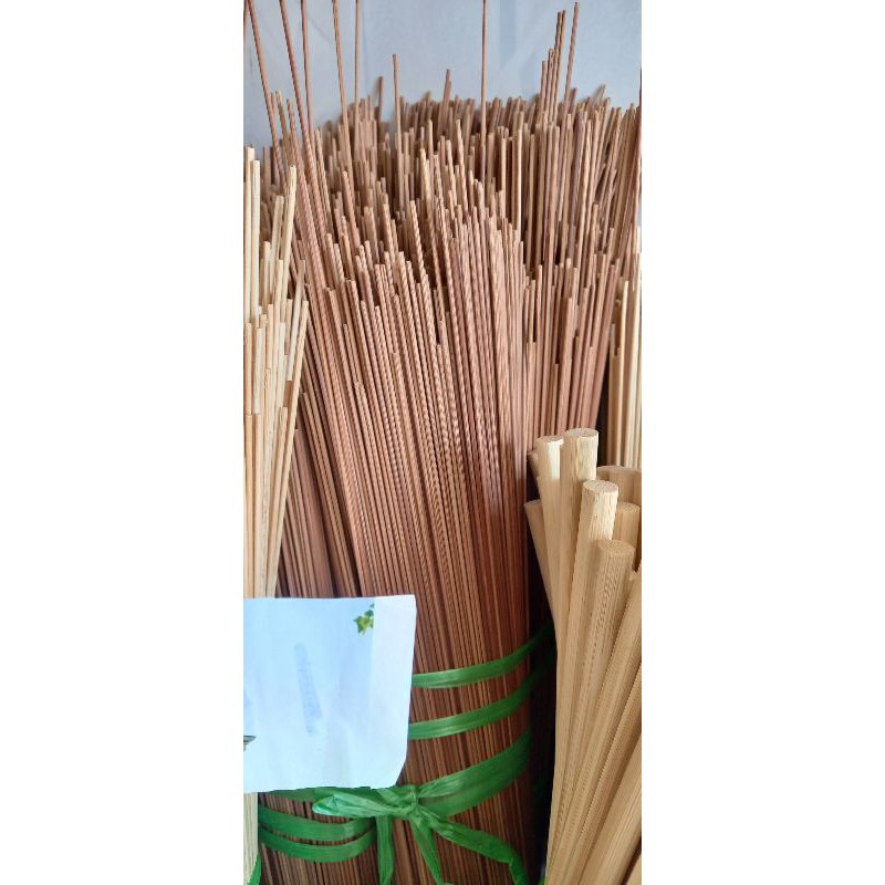 Nan tre 1,8 ly cao 40_50cm  làm lồng chim