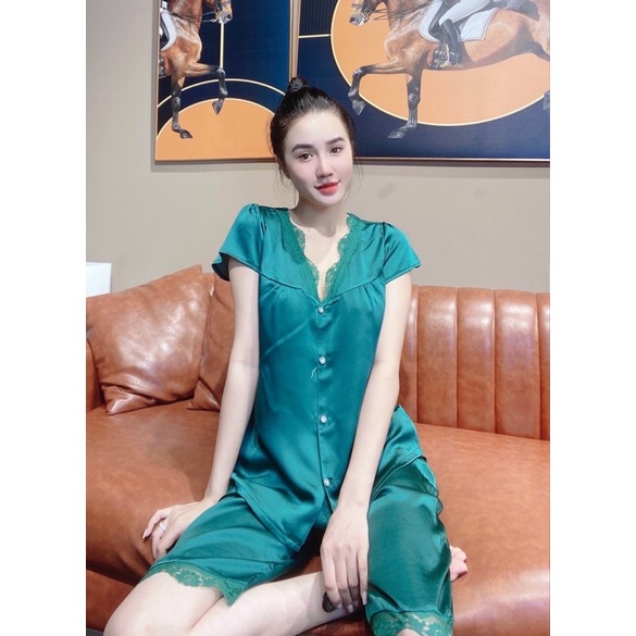 🔥HOT🔥 Bộ lụa lửng mặc nhà tay ngắn cổ v viền ren lụa satin siêu đẹp
