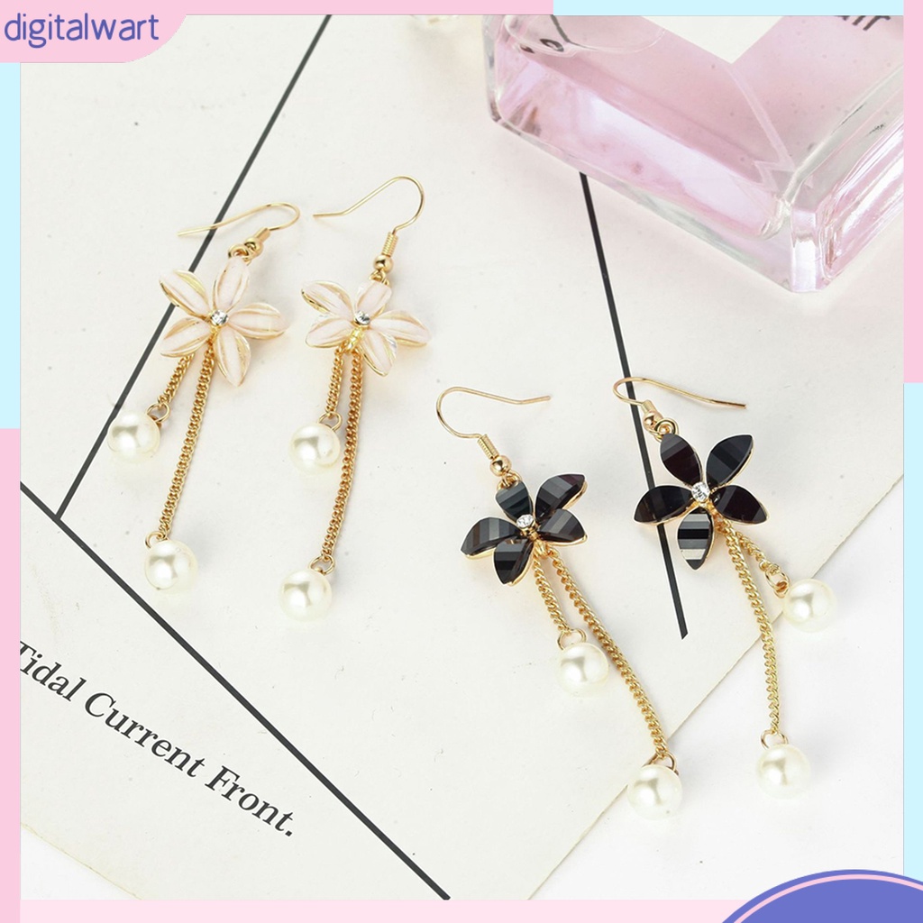 Đôi bông tay họa tiết hoa và ngọc trai thời trang cho nữ