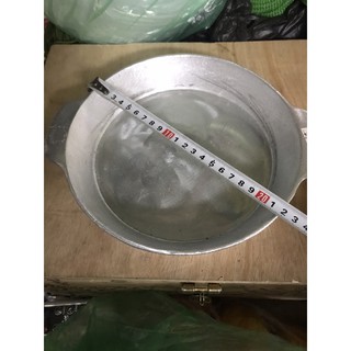 Chảo gang đúc dùng cho bếp cồn.