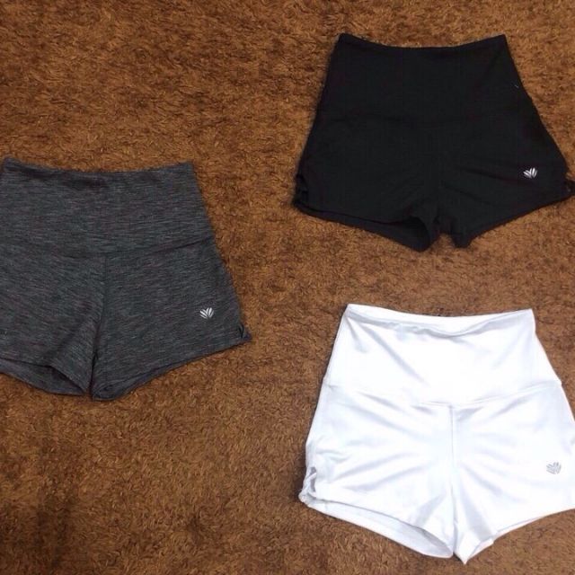 Quần đùi tập gym cạp cao