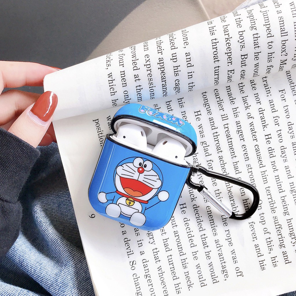 Mềm Vỏ Bảo Vệ Hộp Sạc Tai Nghe airpods 1 / 2 Hình Doremon Kèm Móc Treo Tiện Dụng