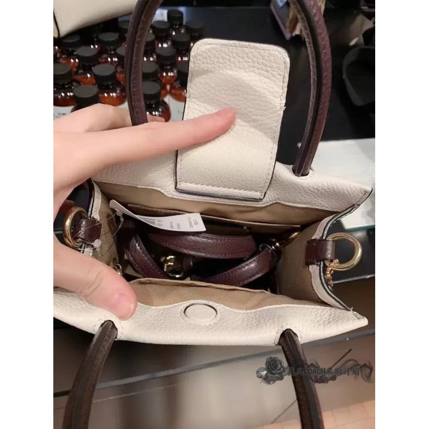 ❐♗✟Mua hàng Mỹ Túi xách COACH giấy Cally đeo vai nghe nhạc Tote Messenger bag