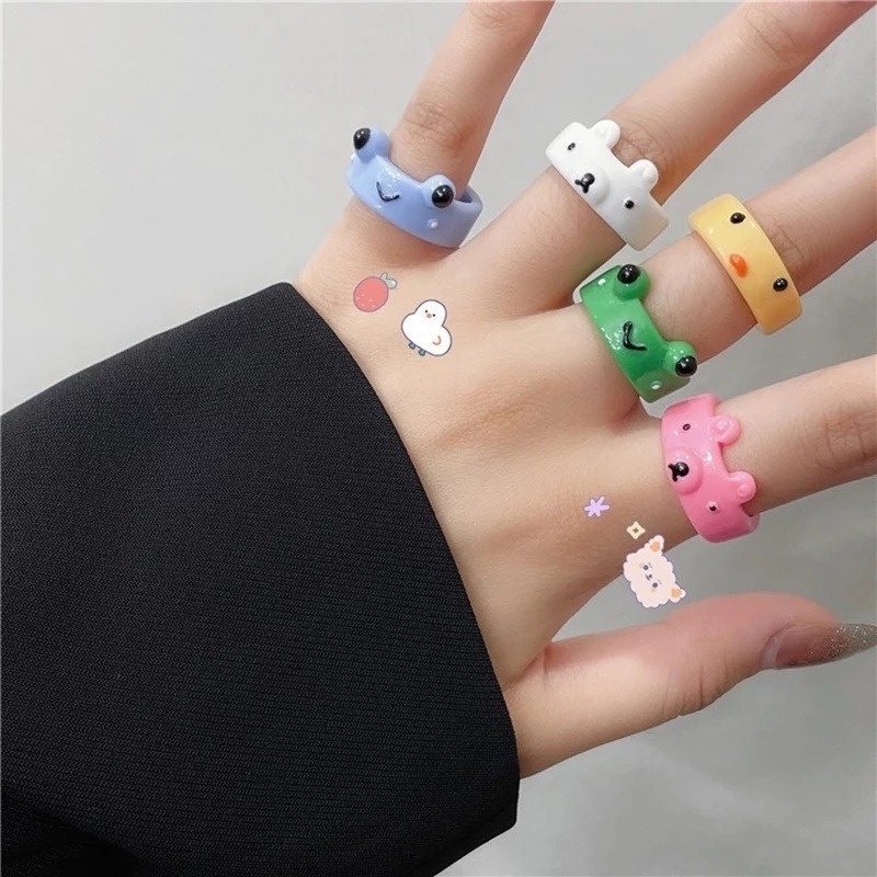 1 Nhẫn Đeo Tay Nhựa Acrylic Màu Kẹo Họa Tiết Động Vật Hoạt Hình Dễ Thương