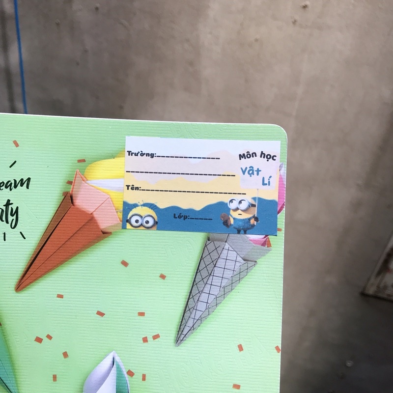 Set nhãn vở minions, nhãn vở môn học học sinh cấp 2 cấp 3 có keo dán. BOMBONSHOP