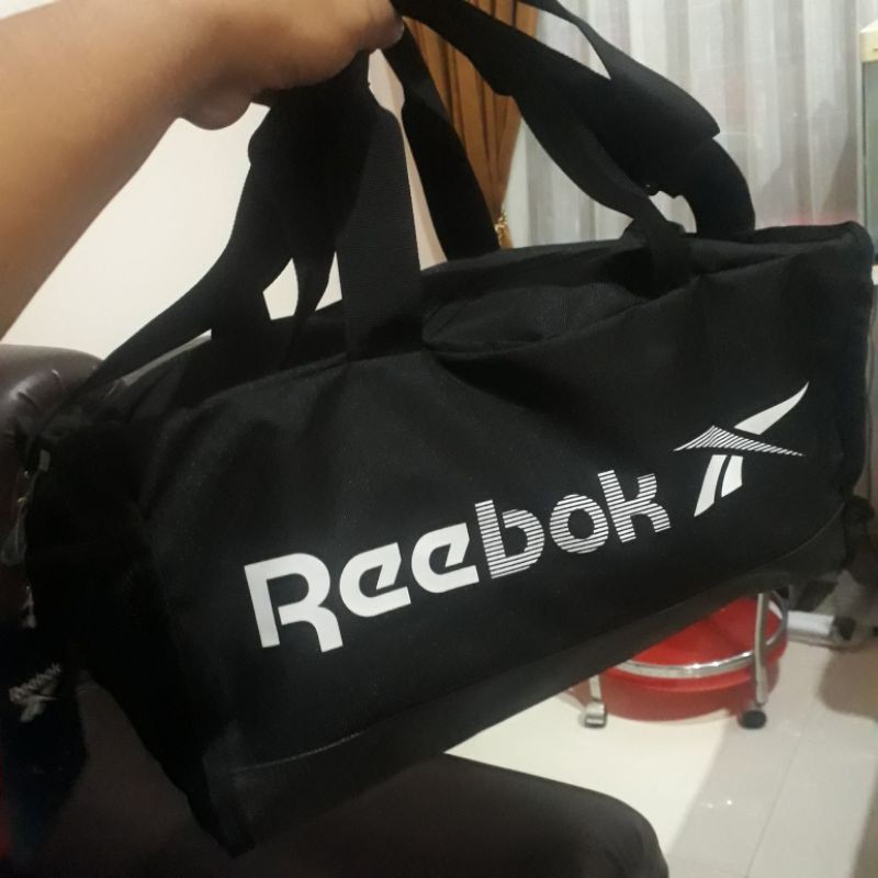 Reebok Túi Xách Màu Đen Thiết Kế Đơn Giản Thời Trang Trẻ Trung