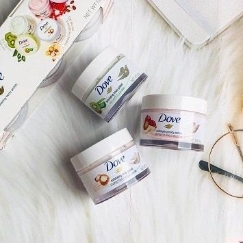 Tẩy Da Chết Toàn Thân Dove Exfoliating Body