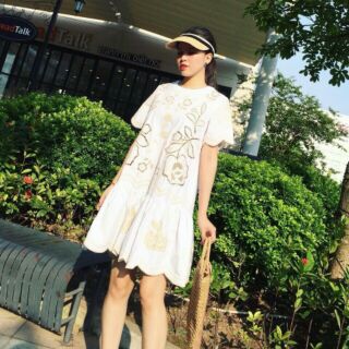 Đầm suông thêu hoa cao cấp