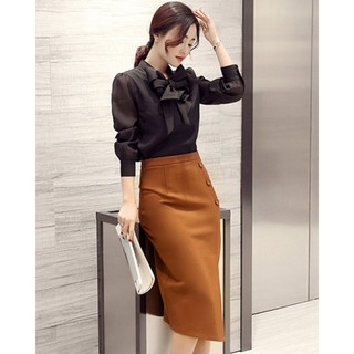 Chân Váy Tà Lệch Phối Nút