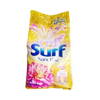 Bột giặt Surf hương Nước Hoa duyên dáng vàng 5.5Kg