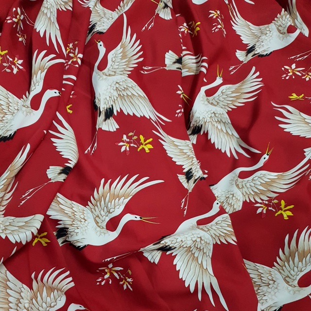 Lụa hạc đỏ