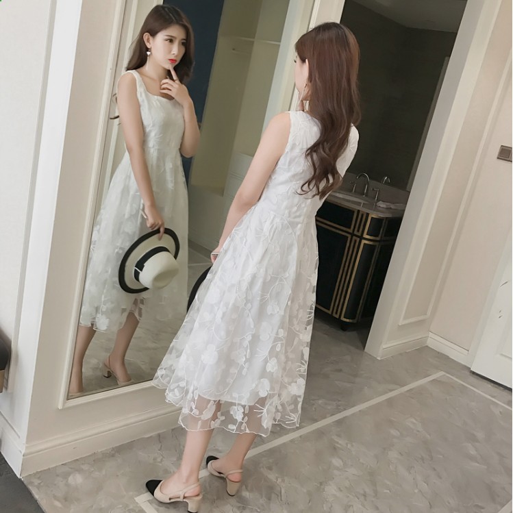 [order] Đầm dự tiệc ren hoa trắng