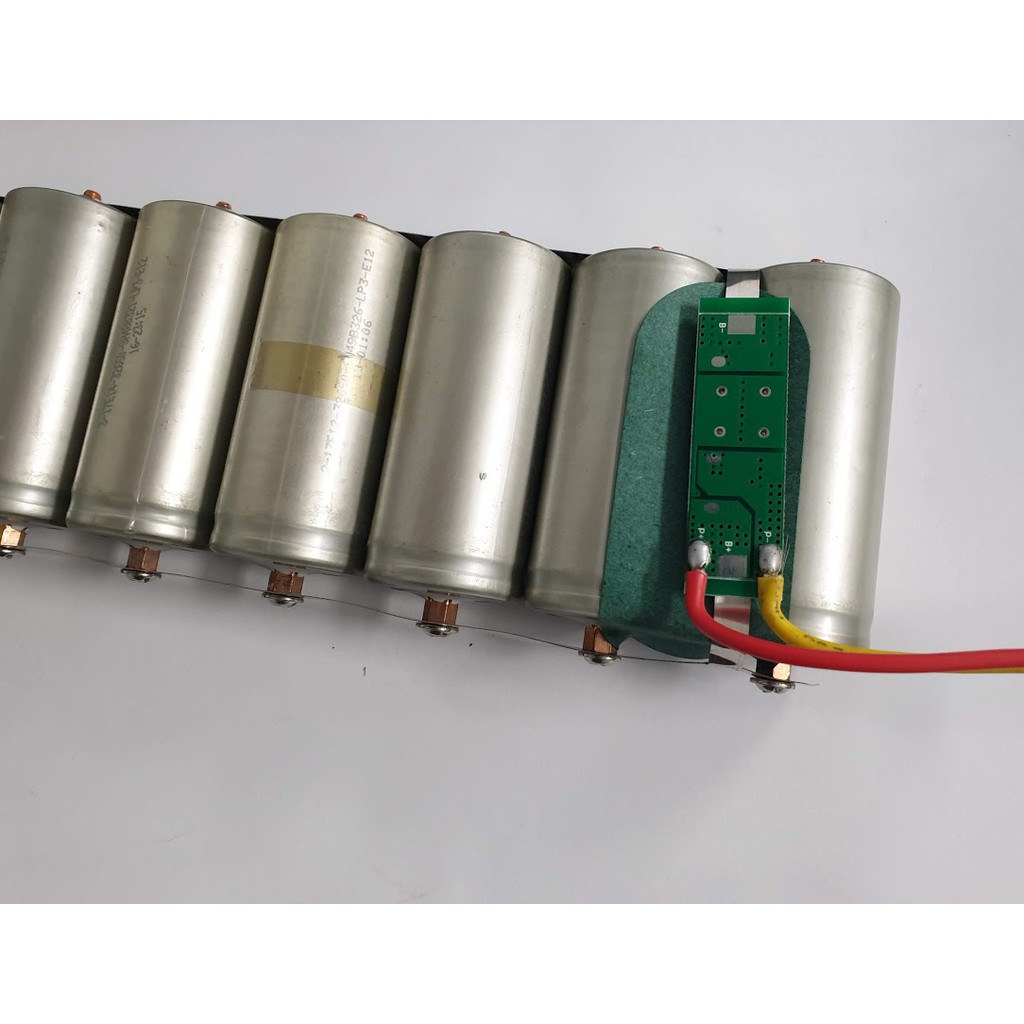 Khối Pin 3,2v 48Ah mạch bảo vệ pin- cho đèn 150W đến 400W năng lượng mặt trời