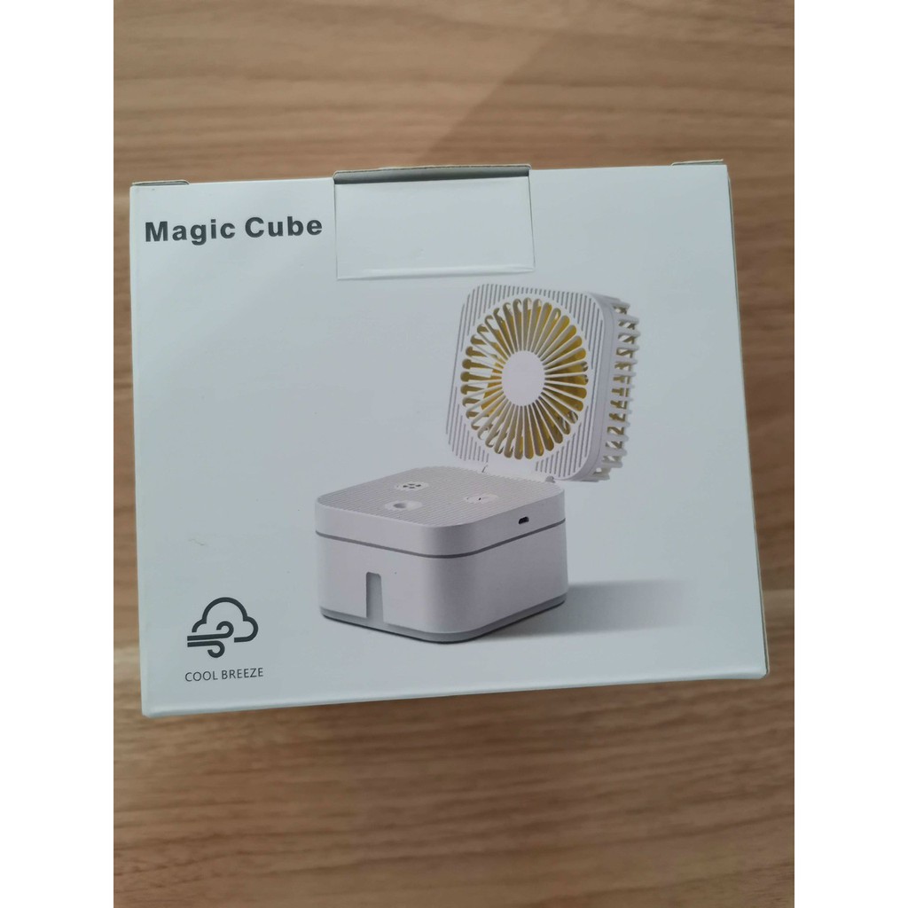 Quạt phun sương mini để bàn gấp gọn kiêm đèn ngủ Magic Cube 3 tốc độ tiện lợi hơn quạt mini cầm tay, quạt tích điện