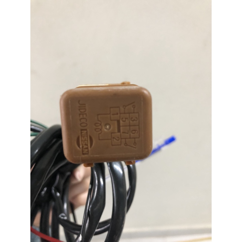 Rơ le 6 chân đấu sẵn dây hỗ trợ độ đèn tăng sáng cho xe ô tô