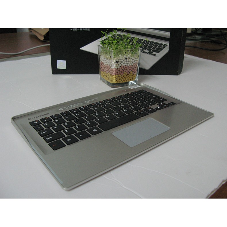 Bàn phím bluetooth không dây Lenovo có tích hợp chuột | BigBuy360 - bigbuy360.vn