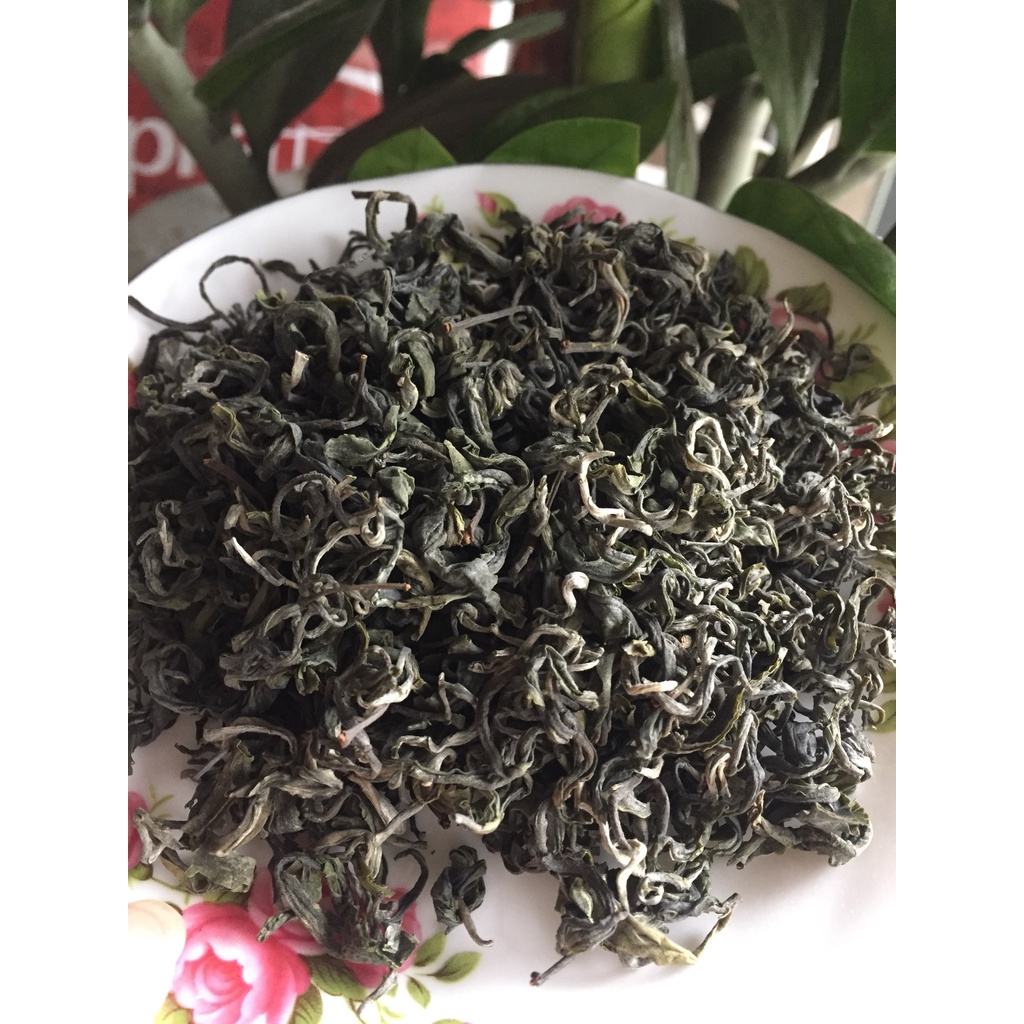 Trà đặc biệt (một tôm 2 lá) size 100gam / minhlongtea.