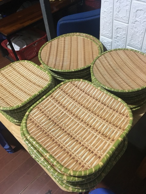 Đĩa nhựa giả mây vuông và tròn