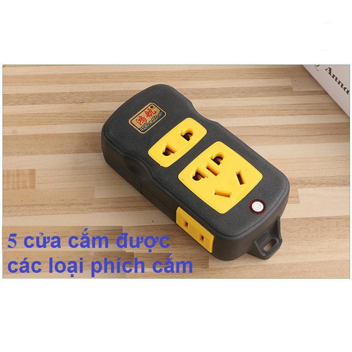 Ổ cắm đa năng 5 cửa Sz05 - Cắm được phích 2 chạc, 3 chạc