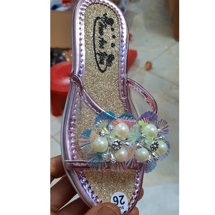 DÉP GUỐC HOA ĐÍNH NGỌC BÉ GÁI CAO 3CM