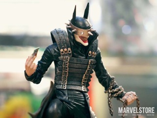 Tượng Batman who laughs REAL