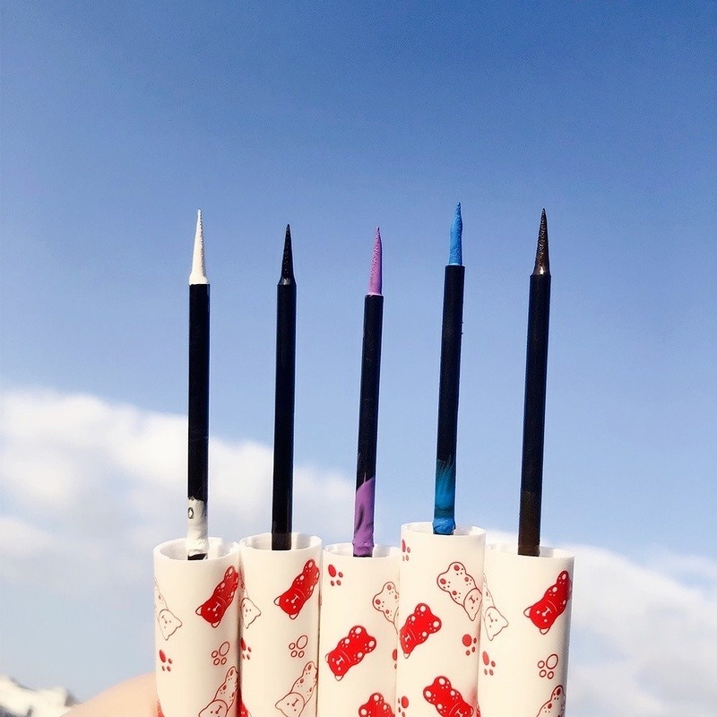 [Hàng mới về] Bút kẻ mắt dạng lỏng Dragon Ranee 9 màu không thấm nước và mồ hôi khô nhanh in hình gấu đáng yêu