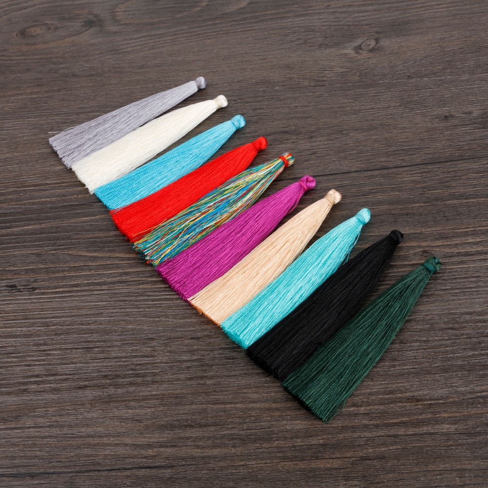 Charm dây tua rua dài 90mm bằng lụa chuyên dùng trang trí rèm cửa DIY