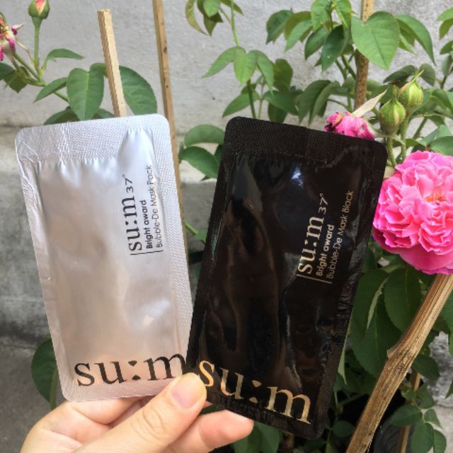 Mặt nạ thải độc sum 37 White Award Bubble-De Mask