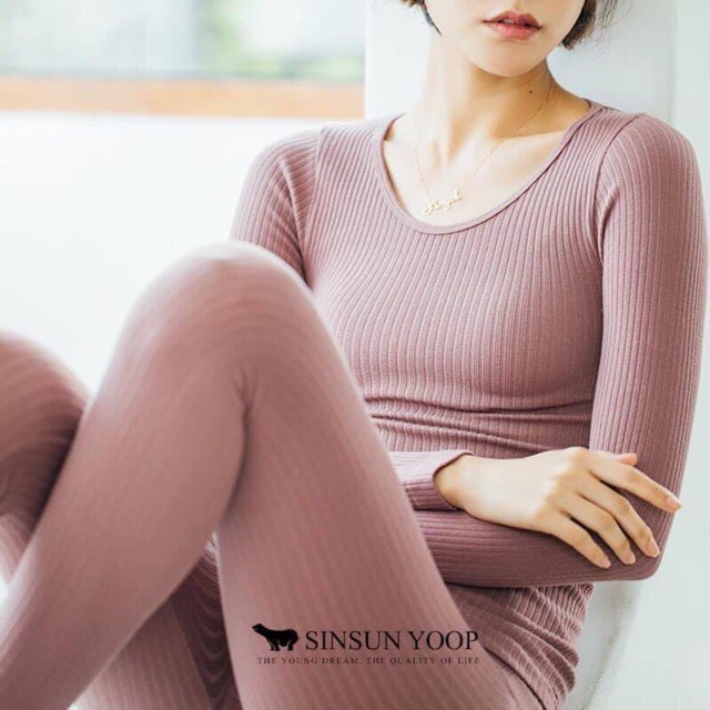BỘ QUẦN ÁO GIỮ NHIỆT NỮ HENNY ROE