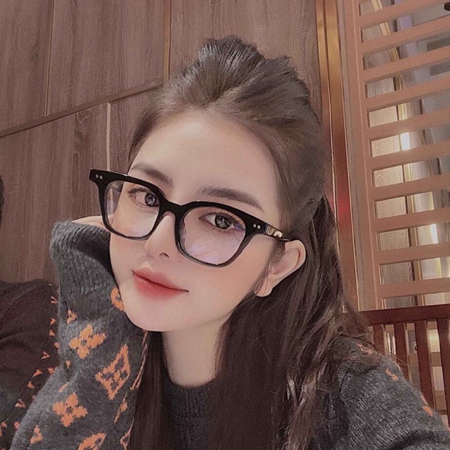 Gọng kính cận