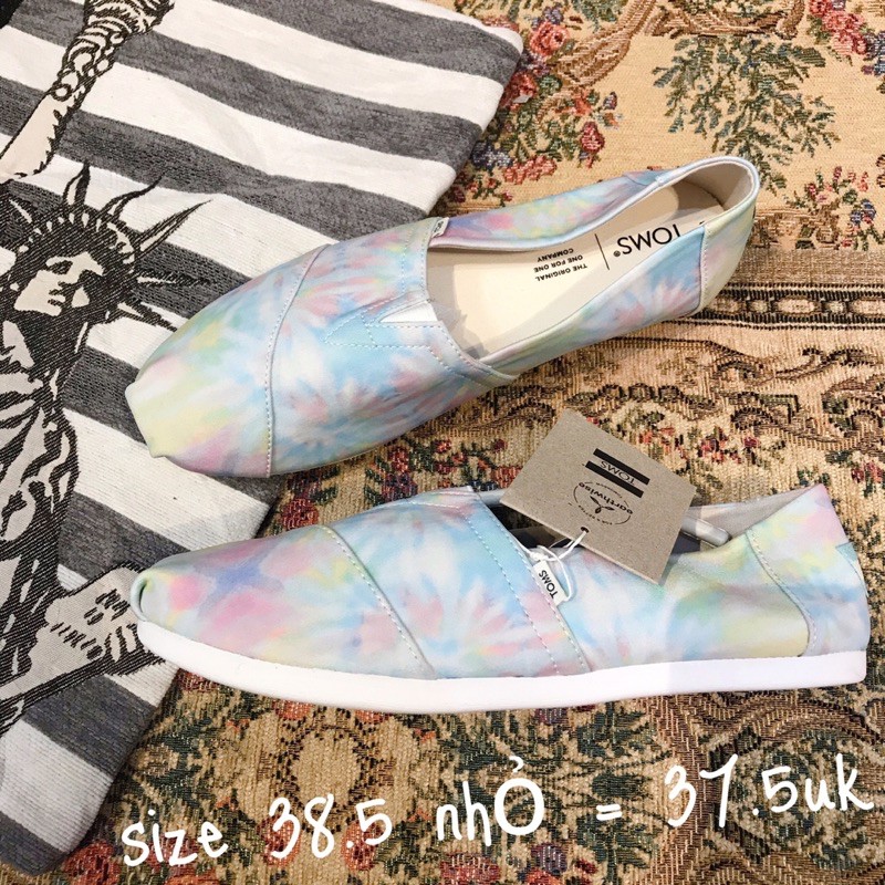 Giày lười slip on TOMS sz 37 37.5