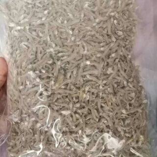 Cá cơm khô cua phương .dùng làm qua biếu hoặc tặng. Cho gia đinh ban bè. Dung voi cơm nóng. Chao trắng. Rất tiện lợi nha