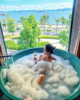 Bột tắm tạo bọt dành cho bồn tắm