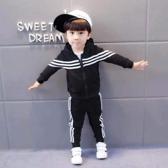 Sét 5 bộ cho bé trai sai 1