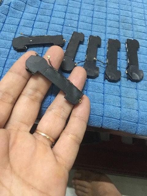 Loa ngoài iphone 4 và iphone 4s