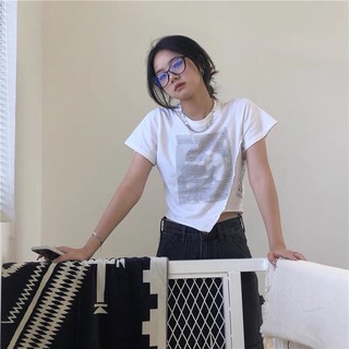 Áo croptop vạt lệch
