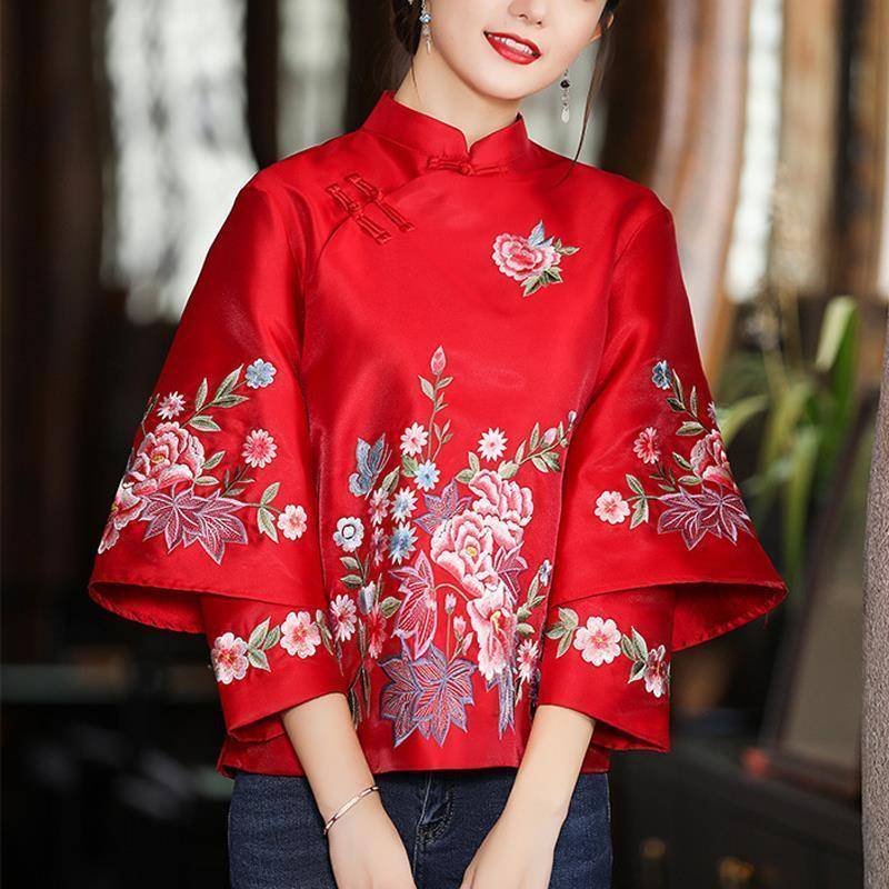 Sườn Xám Cách Tân Ngắn Cài Khóa Thêu Họa Tiết Phong Cách Trung Hoa Cổ Điển Sang Trọng Thời Trang Năm Mới Cho Nữ